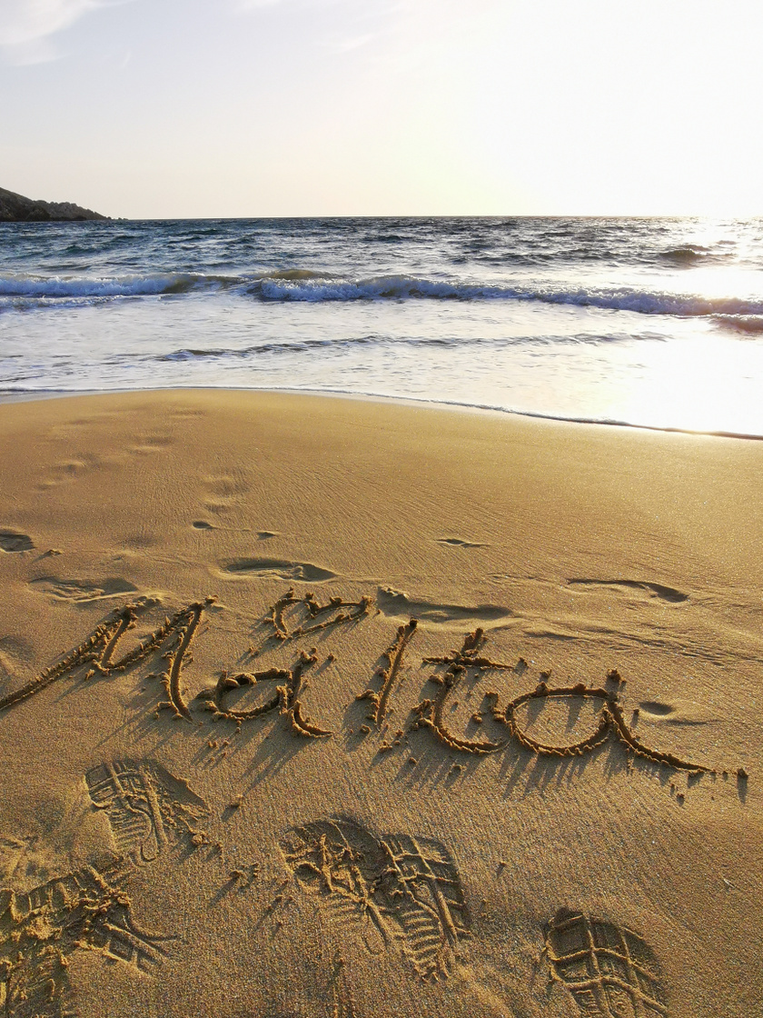 Az Arany-öböl, a sziget legnépszerűbb homokos strandja.