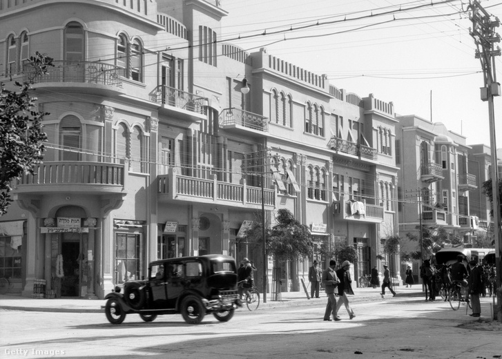Tel Aviv 1936.