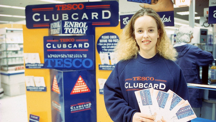 A Tesco elindítja a Clubcardot 1995-ben. Archív felvétel: © Tesco Plc.