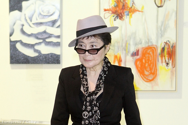 Yoko Ono 79 éves