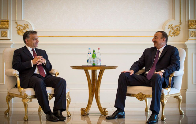 Orbán Viktor júliusban találkozott Azerbajdzsán miniszterelnökével.