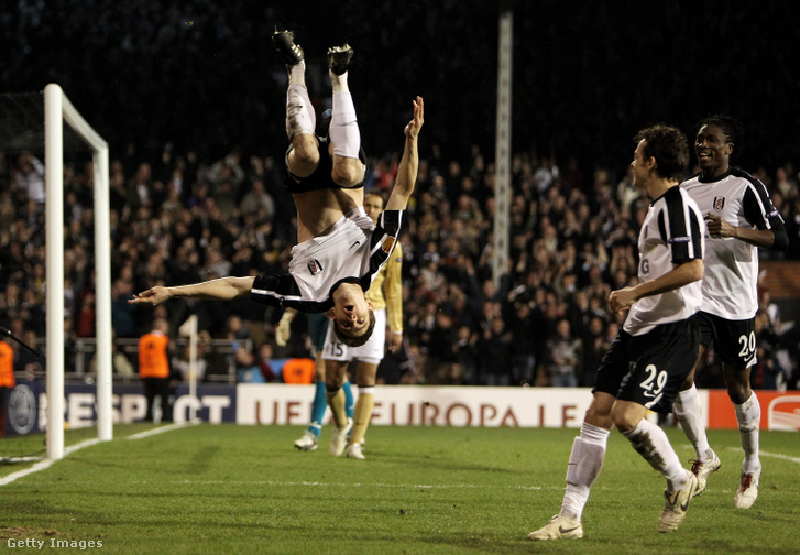 Gera Zoltán ünnepli büntetőből szerzett gólját a Fulham–Juventus mérkőzésen Londonban 2010. március 18-án