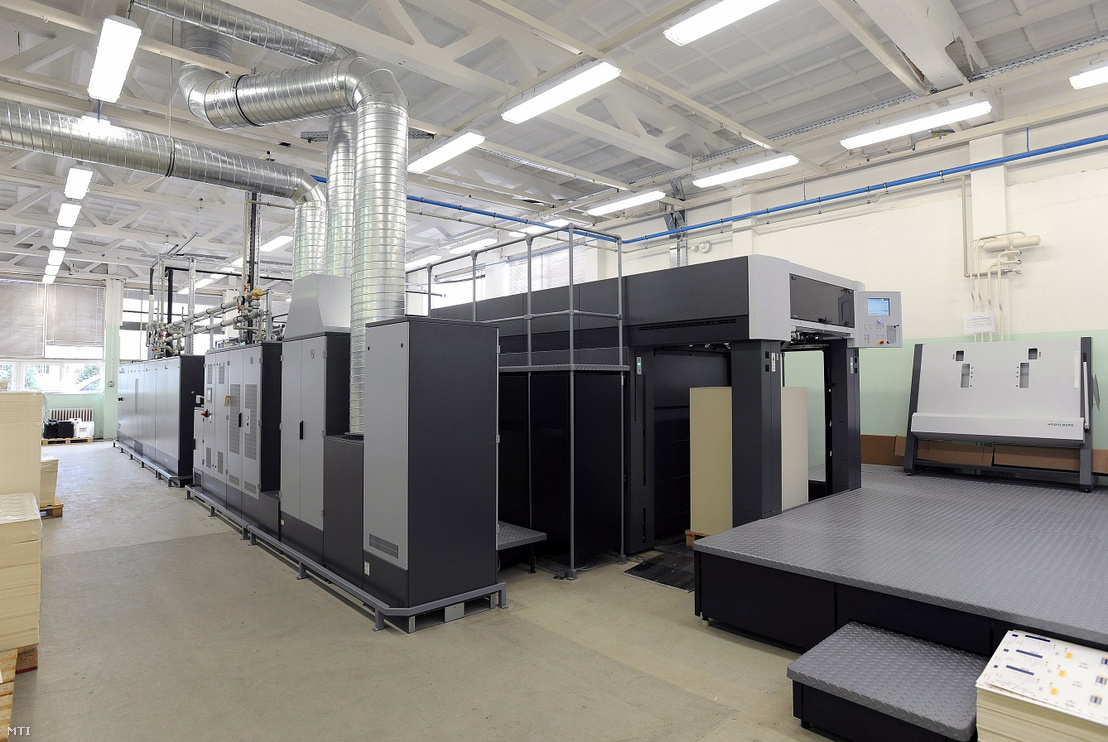 Printing machine at Kartonpack's plant in Debrecen