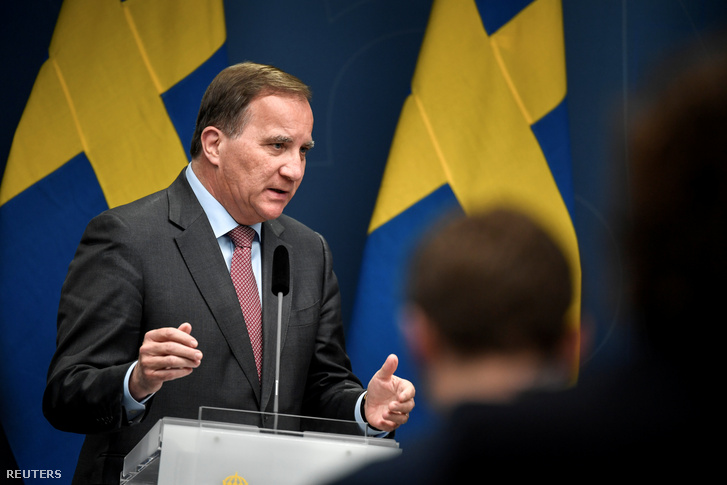 Stefan Löfven egy koronavírus sajtótájékoztatón Stockholmban 2020. május 13-án