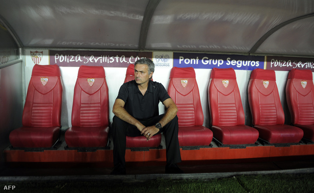 Mourinho a Sevilla elleni meccsen