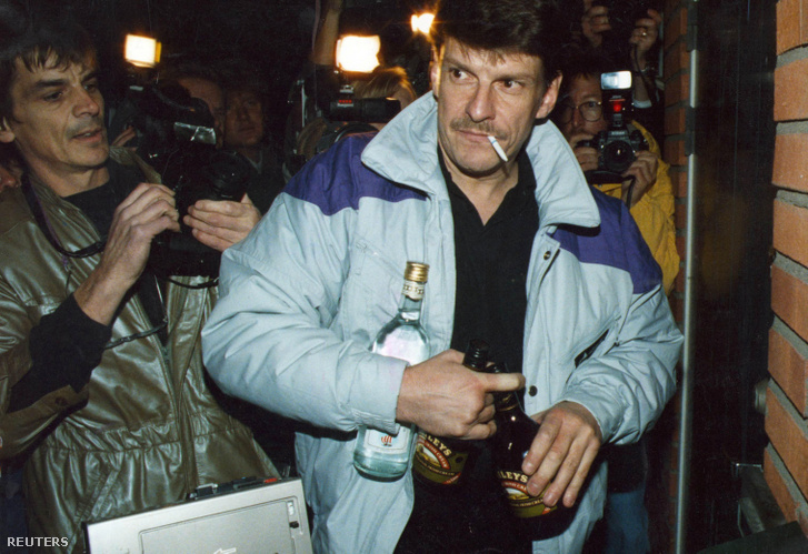 Christer Pettersson az otthonánál, miután 1989. október 13-án kiengedték az előzetesből