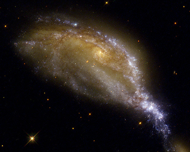 Az NGC 6745