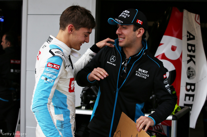 George Russell (b) és Nicholas Latifi (j), a Williams F1-csapat pilótái