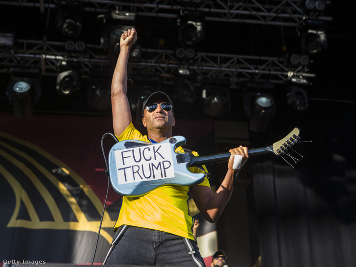 Tom Morello, a Rage Against The Machine gitárosa 2018-ban, a Prophets of Rage koncertjén