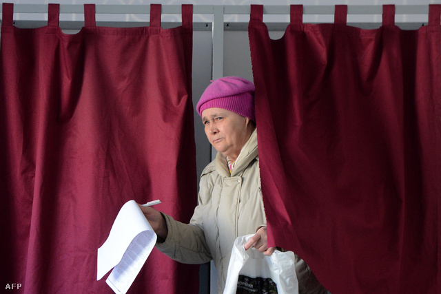 Nyugdíjas szavazó Oroszországban