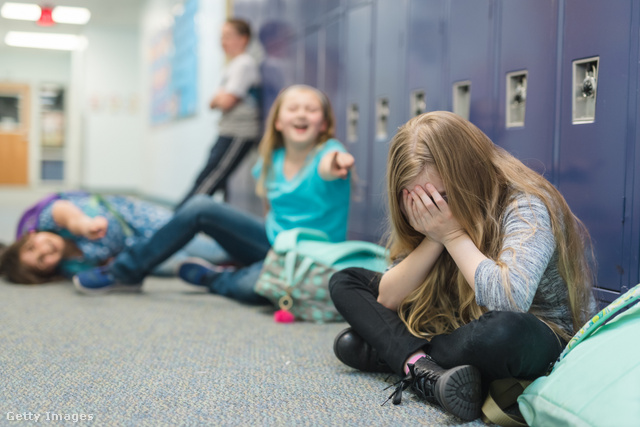 Az iskolai zaklatás nem csak fizikai erőszakban nyilvánulhat meg