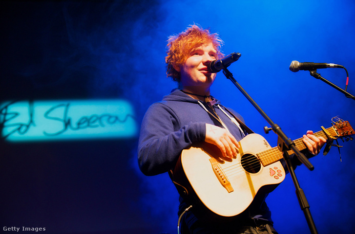Ed Sheeran 2010-ben egy koncerten