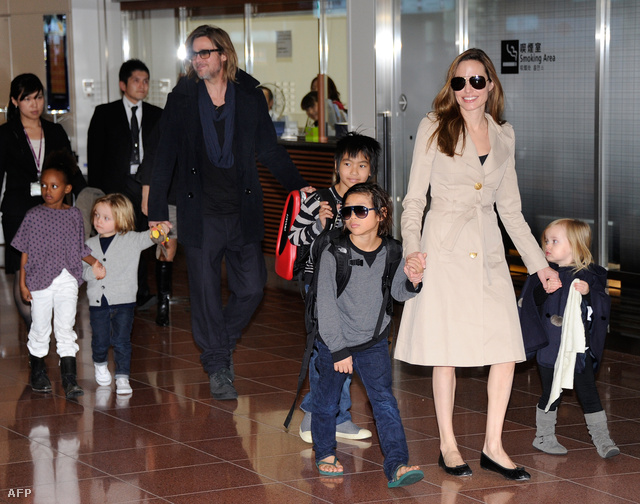 November 8-án Tokióba érkezett Brad Pitt és családja, ezzel véget ért magyarországi tartózkodásuk.