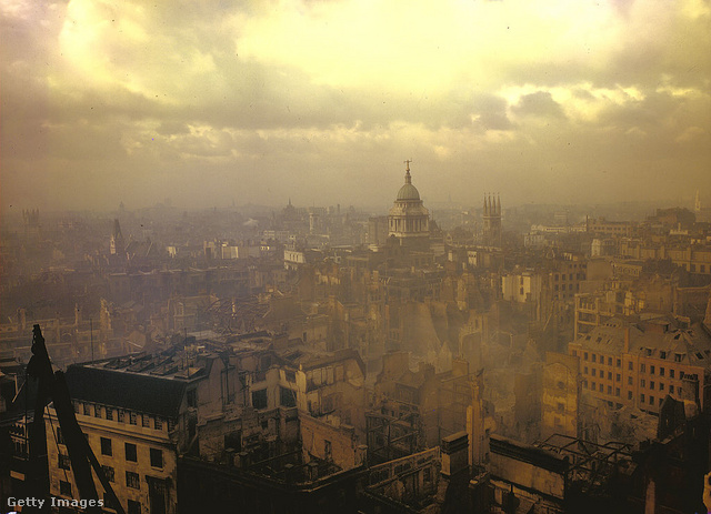 London látképe a légitámadások után 1940 szeptemberében