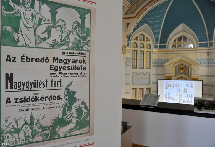 A Számokba zárt sorsok - a numerus clausus 90 év távlatából című történeti kiállítás részlete Budapesten, a Páva utcai Holokauszt Emlékközpontban.
