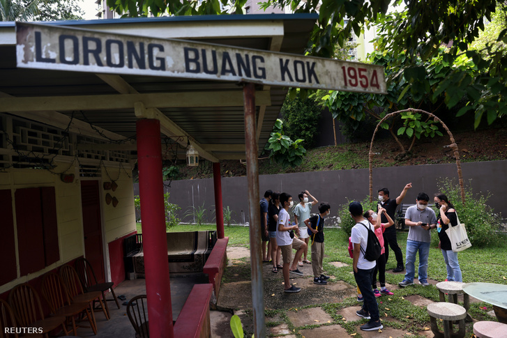 2020-10-05T060611Z 1156579026 RC26CJ9QIBXF RTRMADP 3 HEALTH-CORO