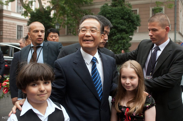 Ven Csia-pao kínai miniszterelnök