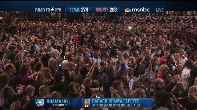 crowd-cheers-obama