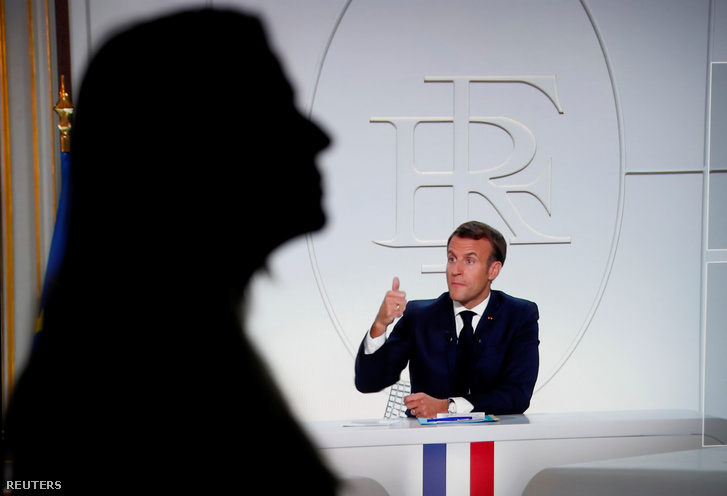 Emmanuel Macron beszél a francia televízióban 2020. október 14-én