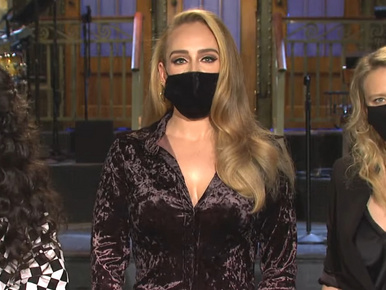 Adele-ből tipikus amerikai szőke bombázó lett