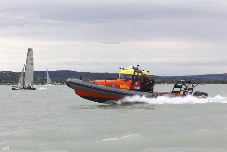 A Vízimentők Magyarországi Szakszolgálatának Rupert sürgősségi mentőhajója