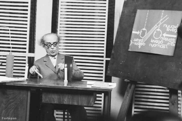 Öveges József a Magyar Televízió stúdiójában 1967-ben