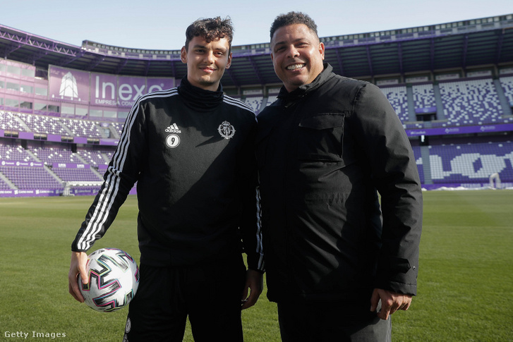 Enes Ünel és Ronaldo a Real Valladolid stadionjában 2020 januárjában