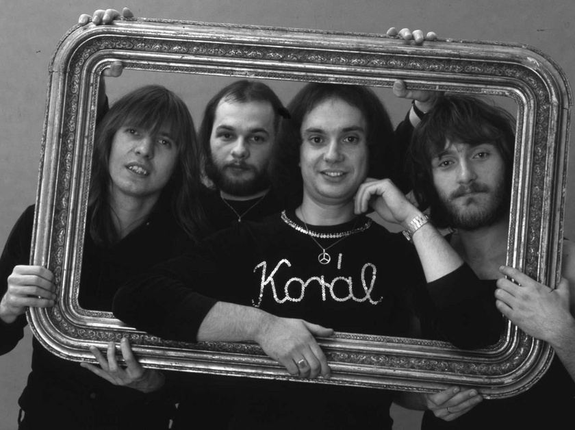 A Korál együttes 1978-ban: Balázs Fecó orgona/ének, Scholler Zsolt basszus, Fischer László gitár és Pados István dob.