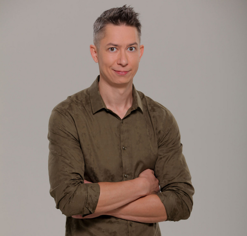 Lukács Miki volt a megújult Reggeli első műsorvezetője felsége, Peller Anna oldalán. 2020. február 24-én, a Reggeli végén köszönt el a nézőktől.