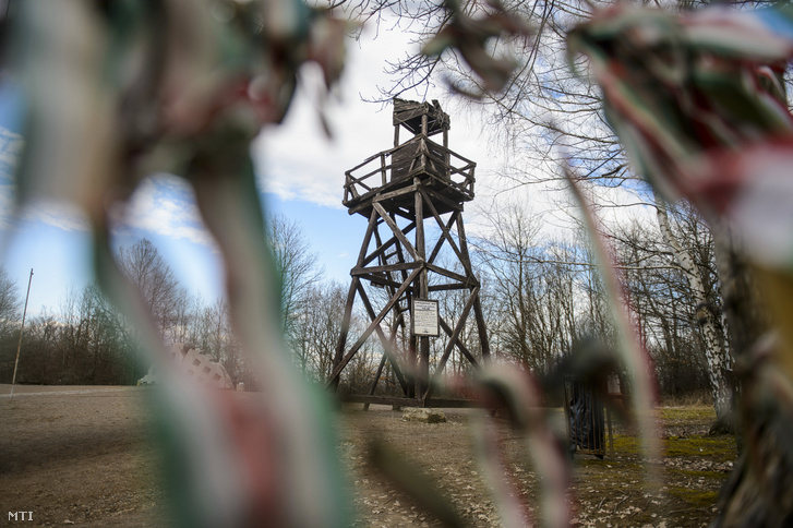 Őrtorony a Recski Nemzeti Emlékparkban