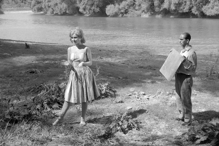 Pécsi Ildikó színművésznő Az aranyember című film forgatásán (1962)