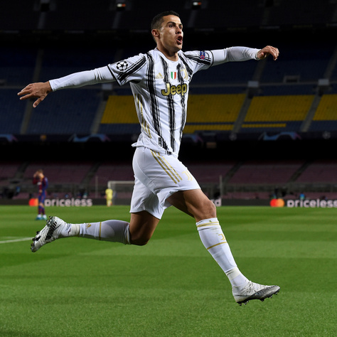 Cristiano Ronaldo gólját ünnepli a Barcelona ellen