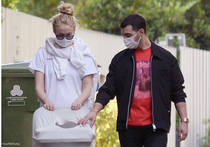 tk3s tid sophie turner 548911