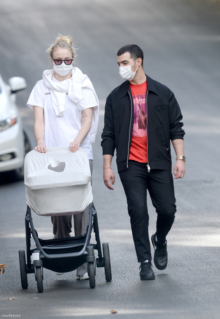 tk3s tid sophie turner 548912