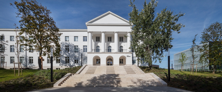 Moholy-Nagy Művészeti Egyetem (MOME)