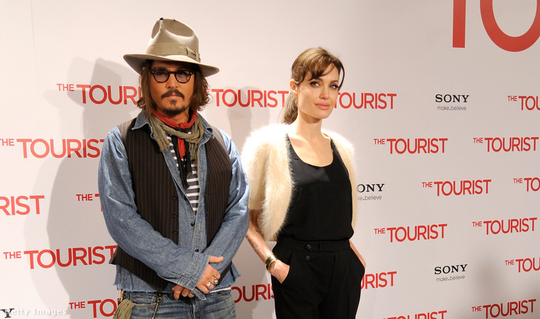 Johnny Depp és Angelina Jolie tíz évvel ezelőtt, Az utazó barcelonai premierjén