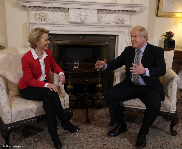 Ursula von der Leyen és Boris Johnson