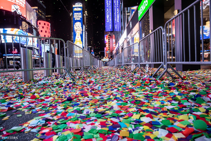 A lezárt Times Square, New York, 2020 szilveszterén