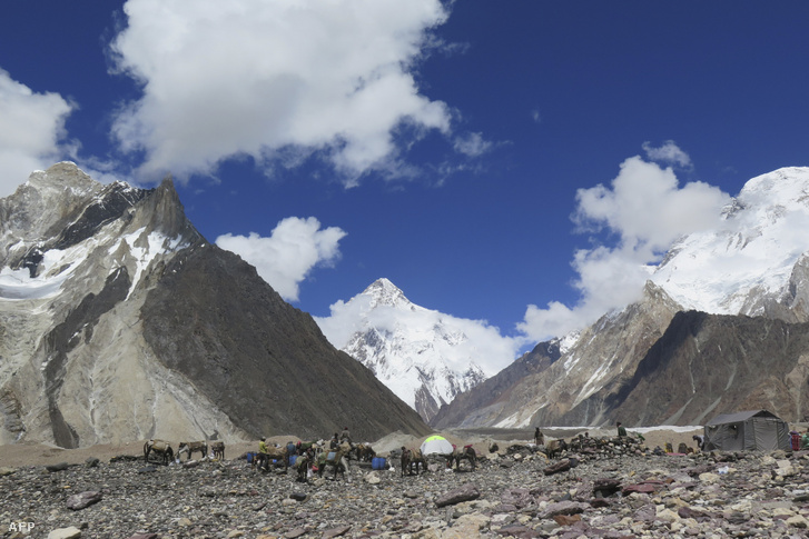 A K2 nyáron