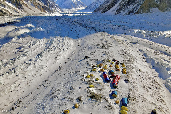 A K2-alaptábor január 16-án