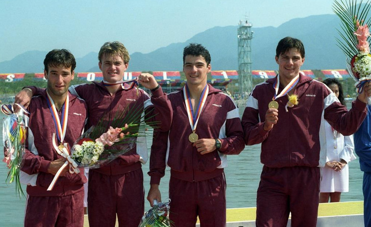 Az 1988-as olimpiai bajnok kajak négyes: Csipes Ferenc, Hódosi Sándor, Gyulay Zsolt és Ábrahám Attila