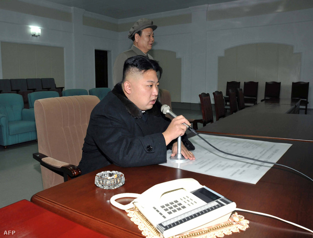 Kim Dzsongun kiadja az indítóparancsot