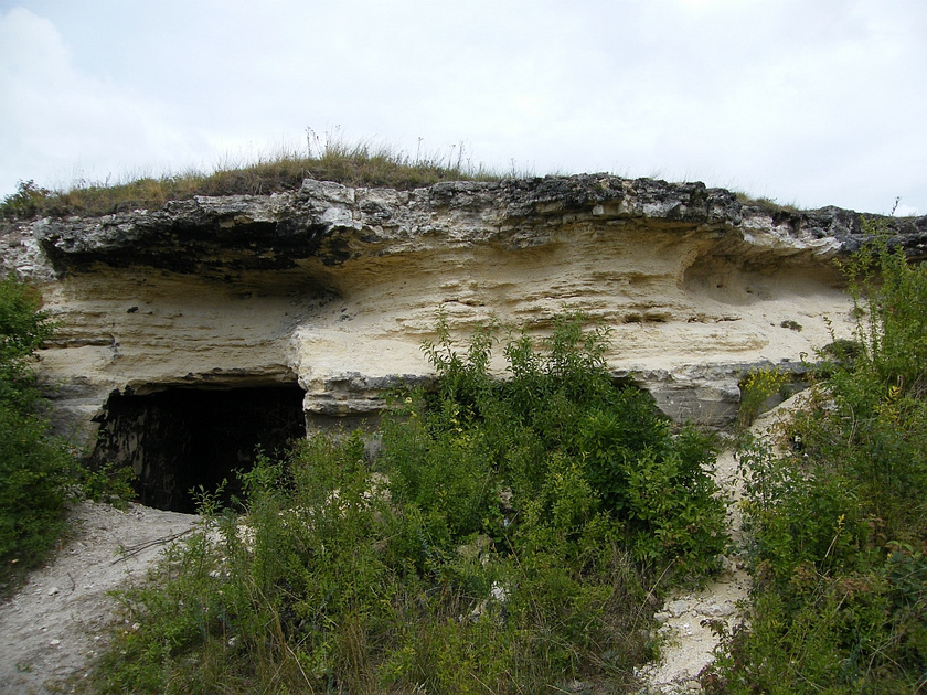 fundoklia-völgy-mészkő-barlang