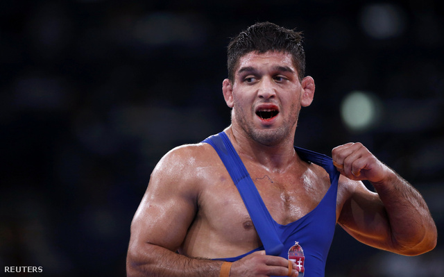 Hatos Gábor, miután elvesztette a bronzmeccset az üzbég Tigievvel szemben