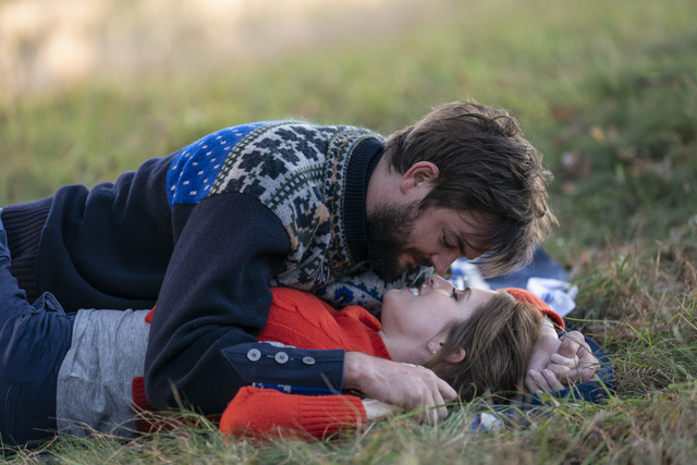 Anna Kendrick és Nick Thune a Love Life jelenetében