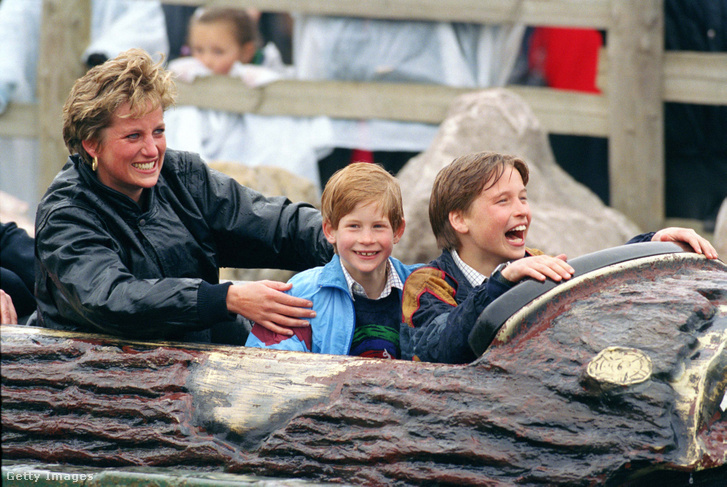 Lady Diana és gyermekei: Vilmos és Harry