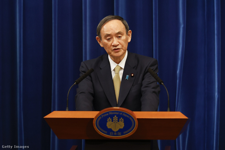 Joshide Suga japán miniszterelnök