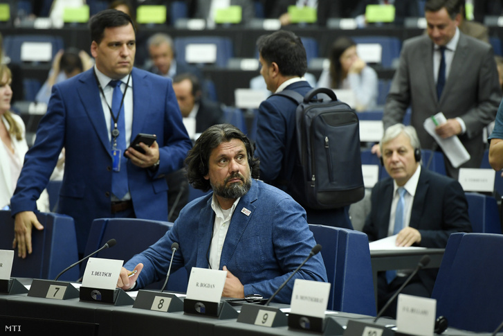 Deutsch Tamás, a Fidesz EP-képviselője az Európai Néppárt képviselőcsoportjának ülésén az Európai Parlamentben (EP) Strasbourgban 2019. július 15-én