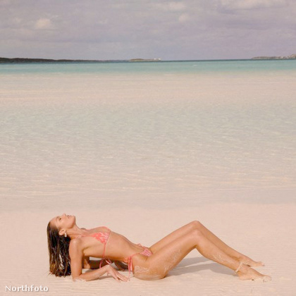 A Tropic of C nevű márka legújabb kampányfotóit a Bahamákon készítették