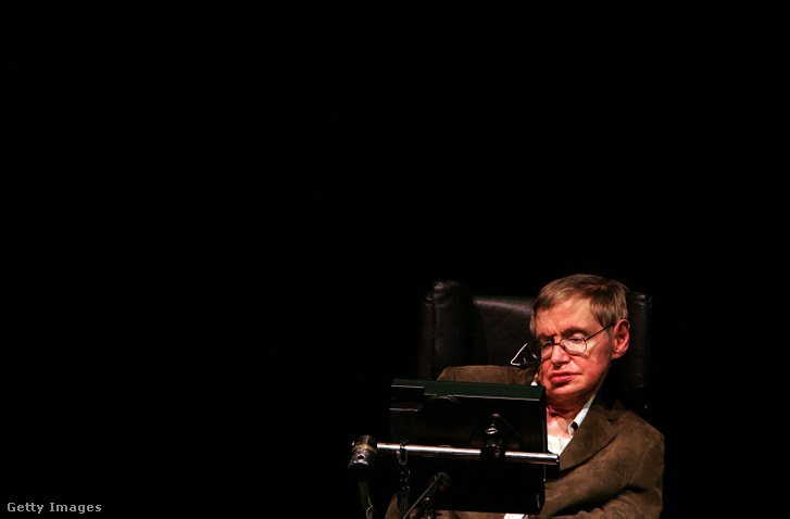 Stephen Hawking 2007. március 13-án